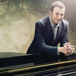 Musica, Raphael Gualazzi in Sicilia: 20 agosto unica tappa all’Arena Maniace di Siracusa