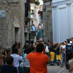 A Ravenna islamici insultano processione della Madonna