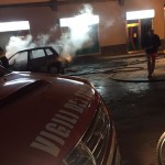 Paternò. Auto in fiamme in Piazza San Giovanni (Palme)