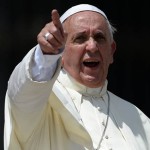 Ucraina. Il papa parla di terza guerra mondiale: “Cosa possiamo fare?”