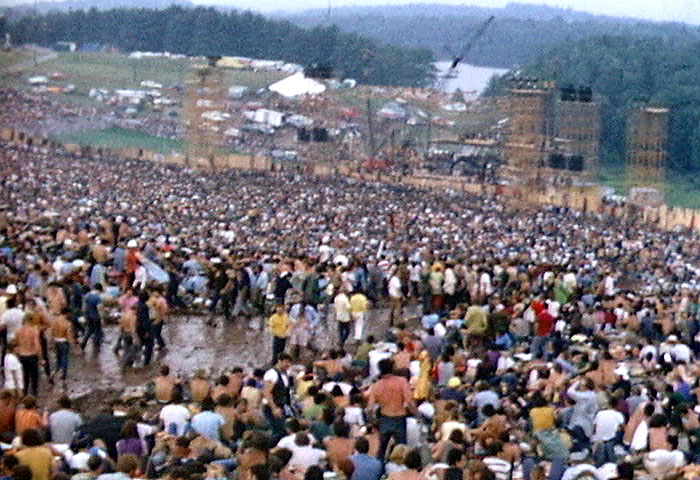 Woodstock_redmond_stage