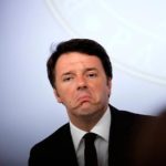 Renzi invia lettera a italiani all’estero: esposto in Procura