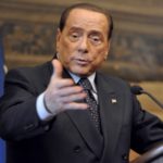 Berlusconi frena la leadership di Parisi: “Non può avere ruoli se in contrasto con Salvini”. Parisi risponde: “Tienitelo”