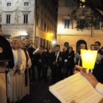 A Roma i grillini tassano le processioni religiose