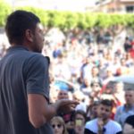 Paternò, Il palco M5S in piazza: “Vaffanculo, pezzi di merda”