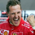 Michael Schumacher fuori dal coma. “Vede e comunica con moglie e figli”