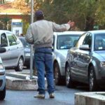Multa di mille auto a Palermo per 16 parcheggiatori abusivi