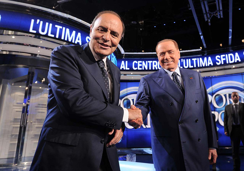 Silvio Berlusconi ospite di Porta a Porta da Bruno Vespa.