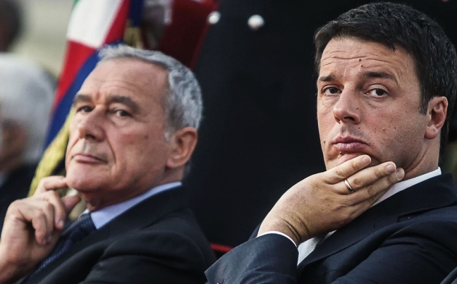 Il presidente del Senato Pietro Grasso ed il segretario del Pd Matteo Renzi.