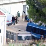 Migranti: chiusura temporanea hotspot di Lampedusa