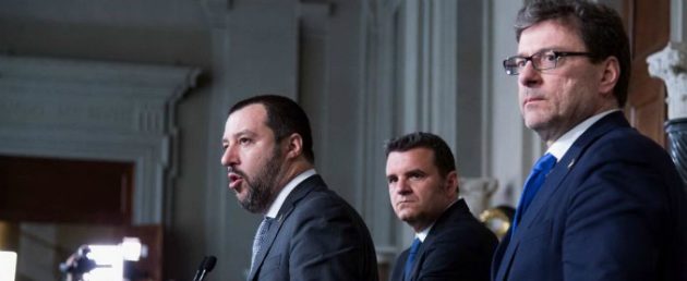 Matteo Salvini con i capigruppo Centinaio e Giorgetti