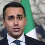 Governo, si tratta su Di Maio premier. L’offerta a Salvini