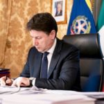 Covid. Conte firma nuovo DPCM