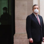 Governo, Mario Draghi a lavoro a Palazzo Chigi. Si delinea lo staff