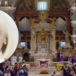 L’estremo saluto a Raffaella Carrà. I funerali a Roma, tanta commozione