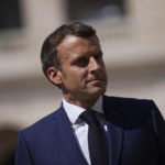 Francia. Macron: da settembre terza dose ad anziani e vulnerabili
