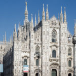 A Milano due vent’enni scalano guglia principale del Duomo. Presi