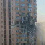 Guerra in Ucraina, a Kiev colpito edificio residenziale