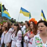 Ucraina. “Prima le donne e i bambini”. Guerra e genere, gli uomini restano a combattere la guerra contro Putin