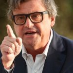 Carlo Calenda lapidario sul Centrodestra: “Nuovo Governo durerà 6 mesi”