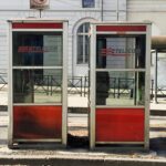 Addio alle cabine telefoniche pubbliche: il via dell’AgCom