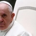 Papa Francesco difende la comunicazione: “Un dono divino da preservare”