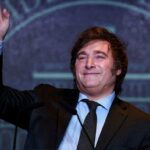 Argentina. Iniziano i 4 anni dell’ultraliberista Javier Milei: “Riforme shock”