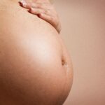 Donna con dolori all’addome in ospedale: era incinta senza saperlo